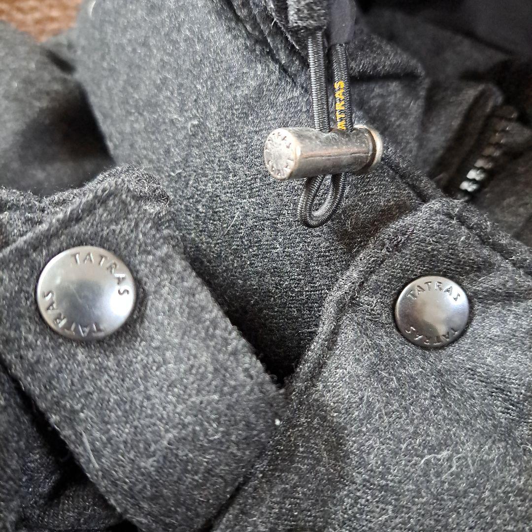 ☆TATRAS☆フード付き ダークグレー ダウンジャケット size3