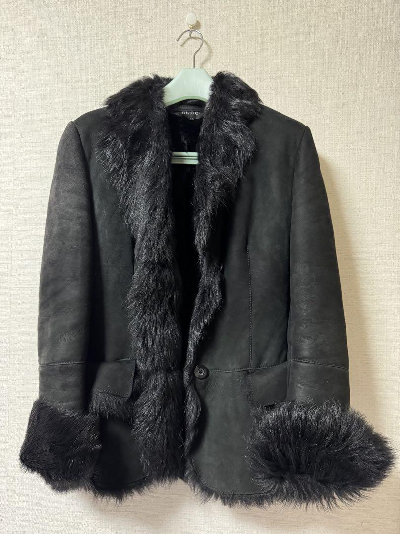 【メーカー直送】 GUCCI ファー付ムートンコート ジャケット・アウター