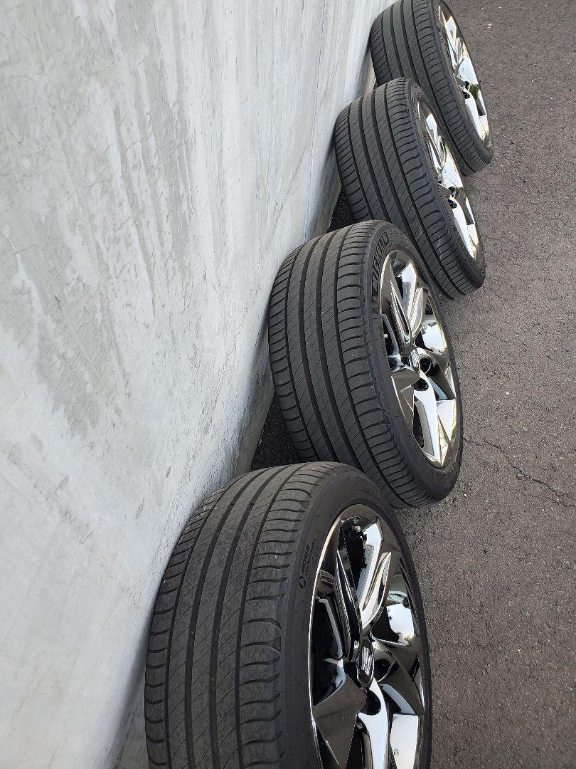 18インチ 220クラウン純正ホイールセット Michelinタイヤ 18インチ 220クラウン純正ホイールセット Michelinタイヤ タイヤ
