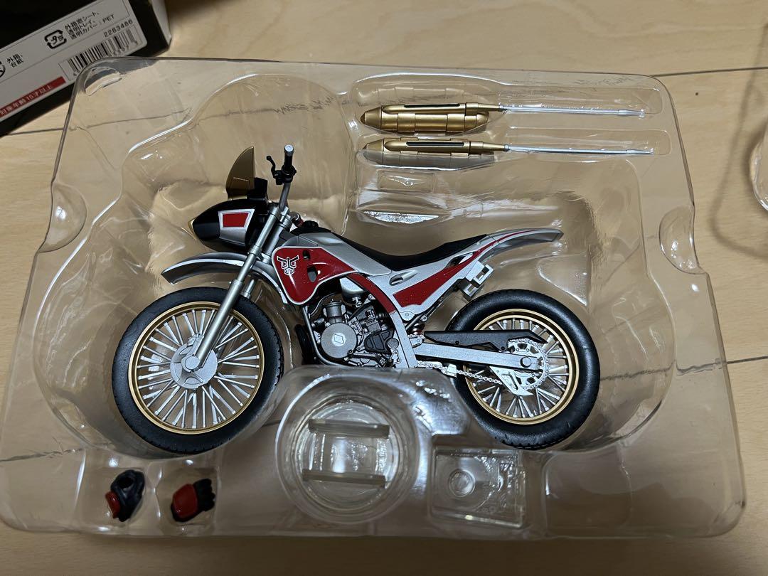 SHFiguarts 仮面ライダークウガ　トライチェイサー2000