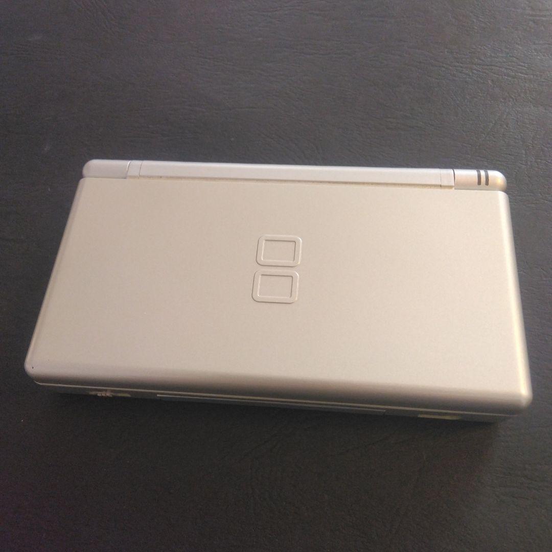 美品 ニンテンドー DS Lite DSライト 本体 グロスシルバー