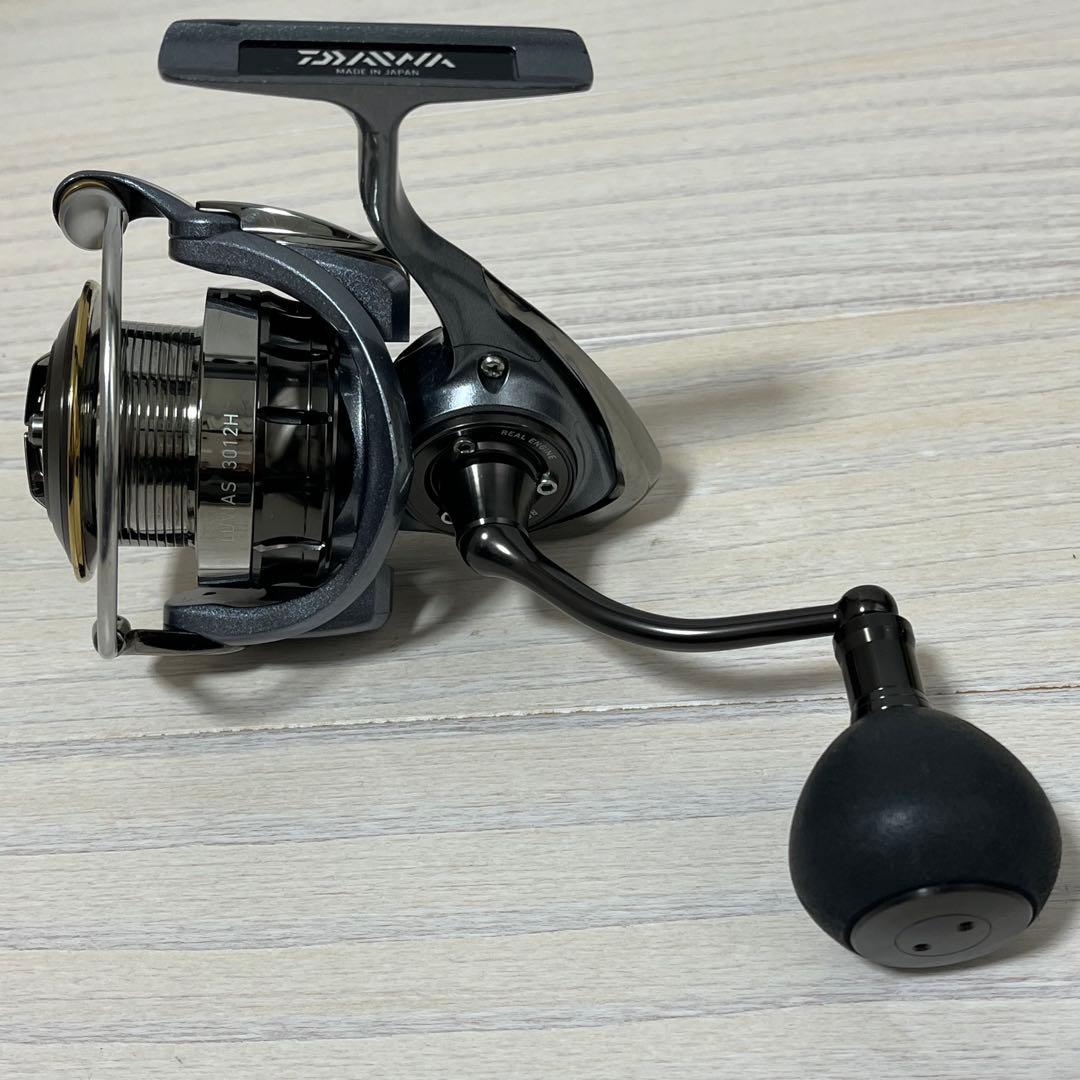 15LUVIAS 3012H DAIWA ルビアス パワーハンドルカスタム