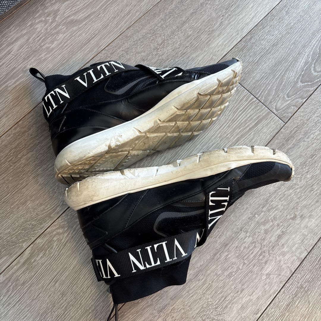 送料関税込★VALENTINO★GARAVANI スニーカー★ブラック VALENTINO GARAVANI ブラック スニーカー Size 42