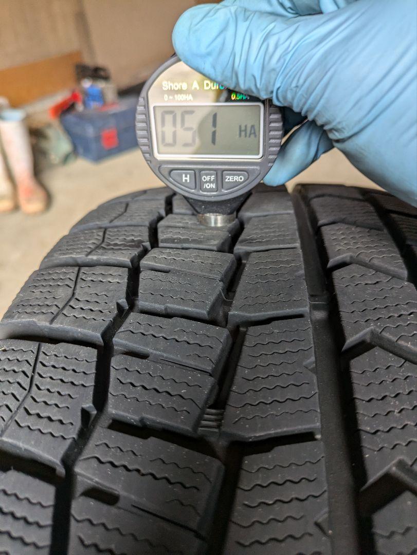 送料無料 ダンロップ 225/55R17 WINTER MAXX02　2本 ②