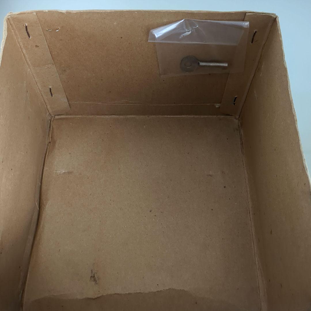 アオキトーイお蔵の貯金箱　箱付き鍵付き