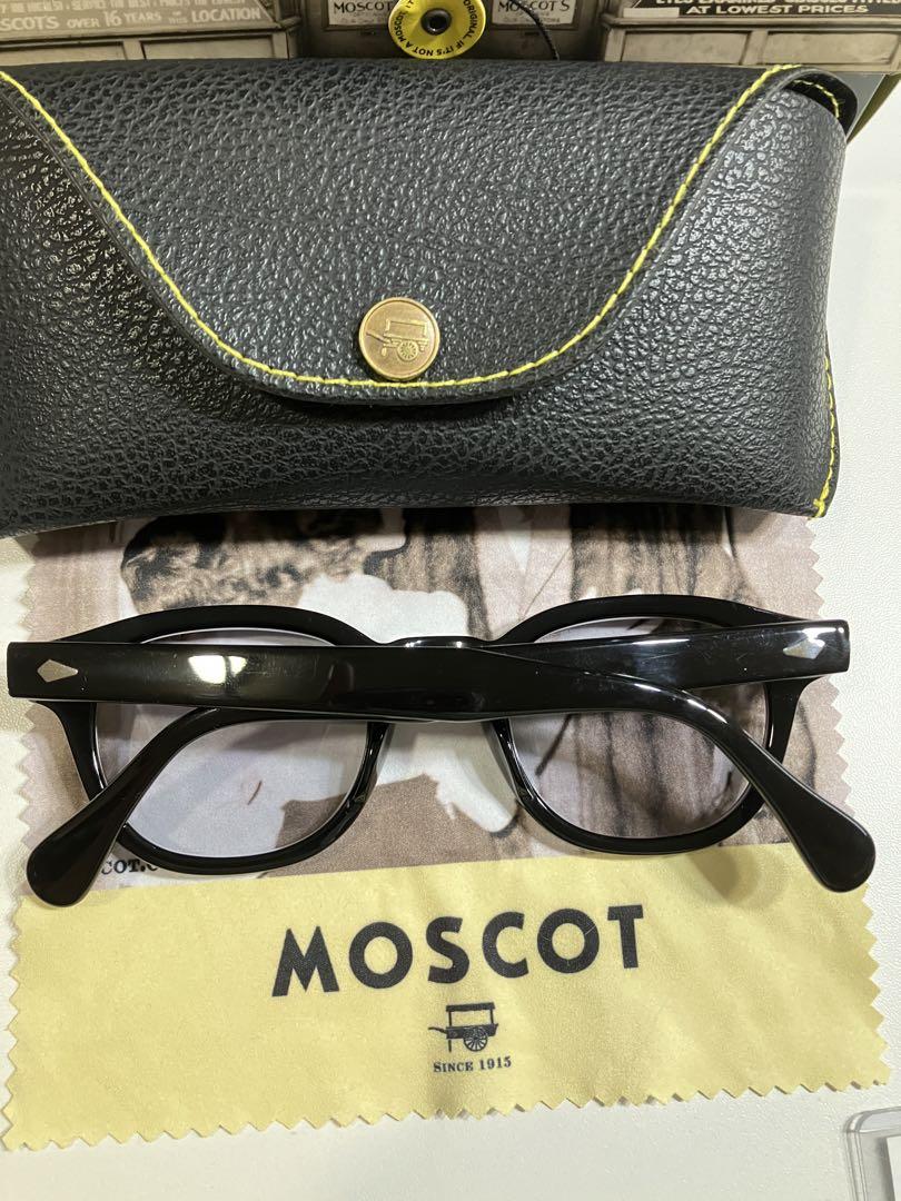 MOSCOT