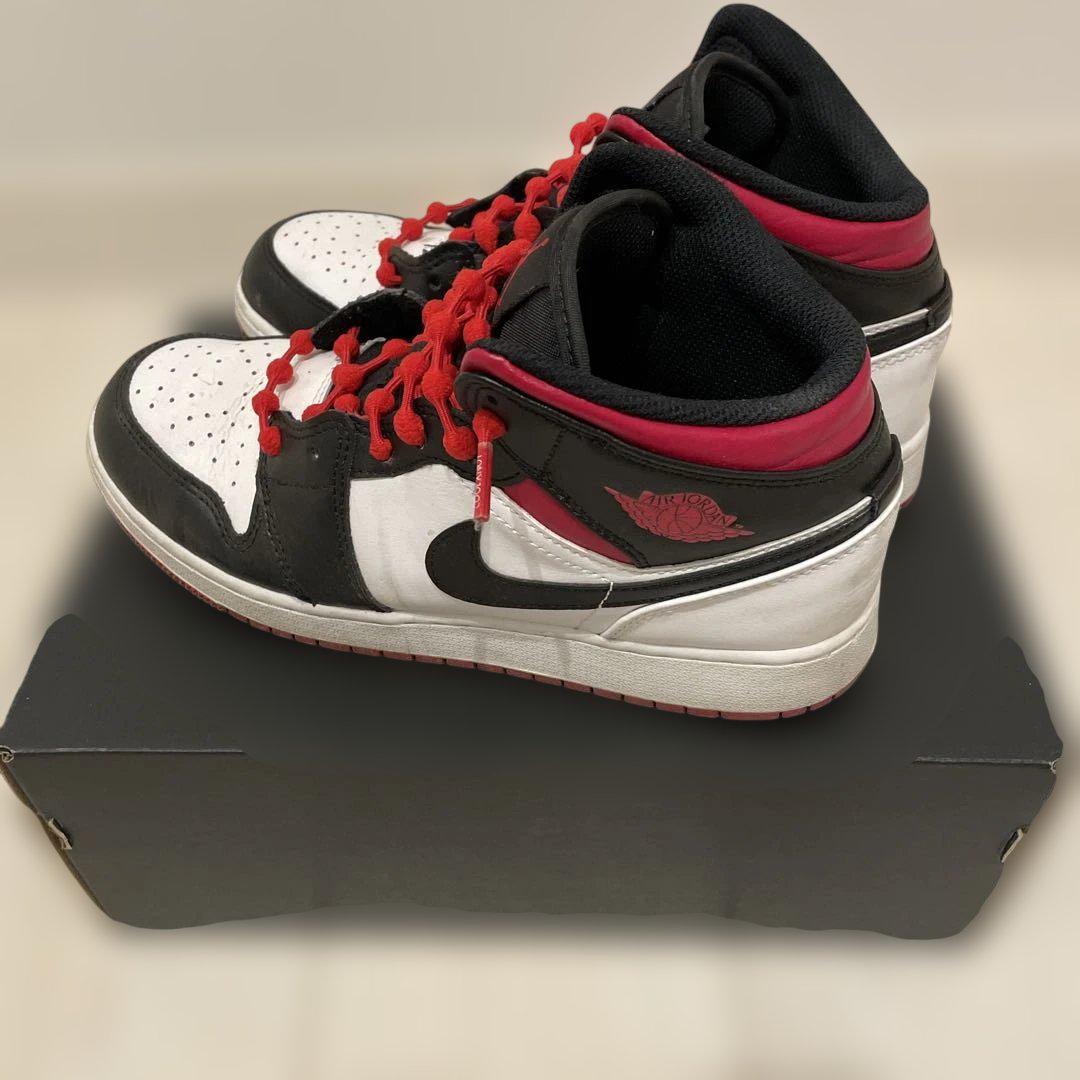 NIKE エア ジョーダン 1 MID ジュニアシューズ 25cm