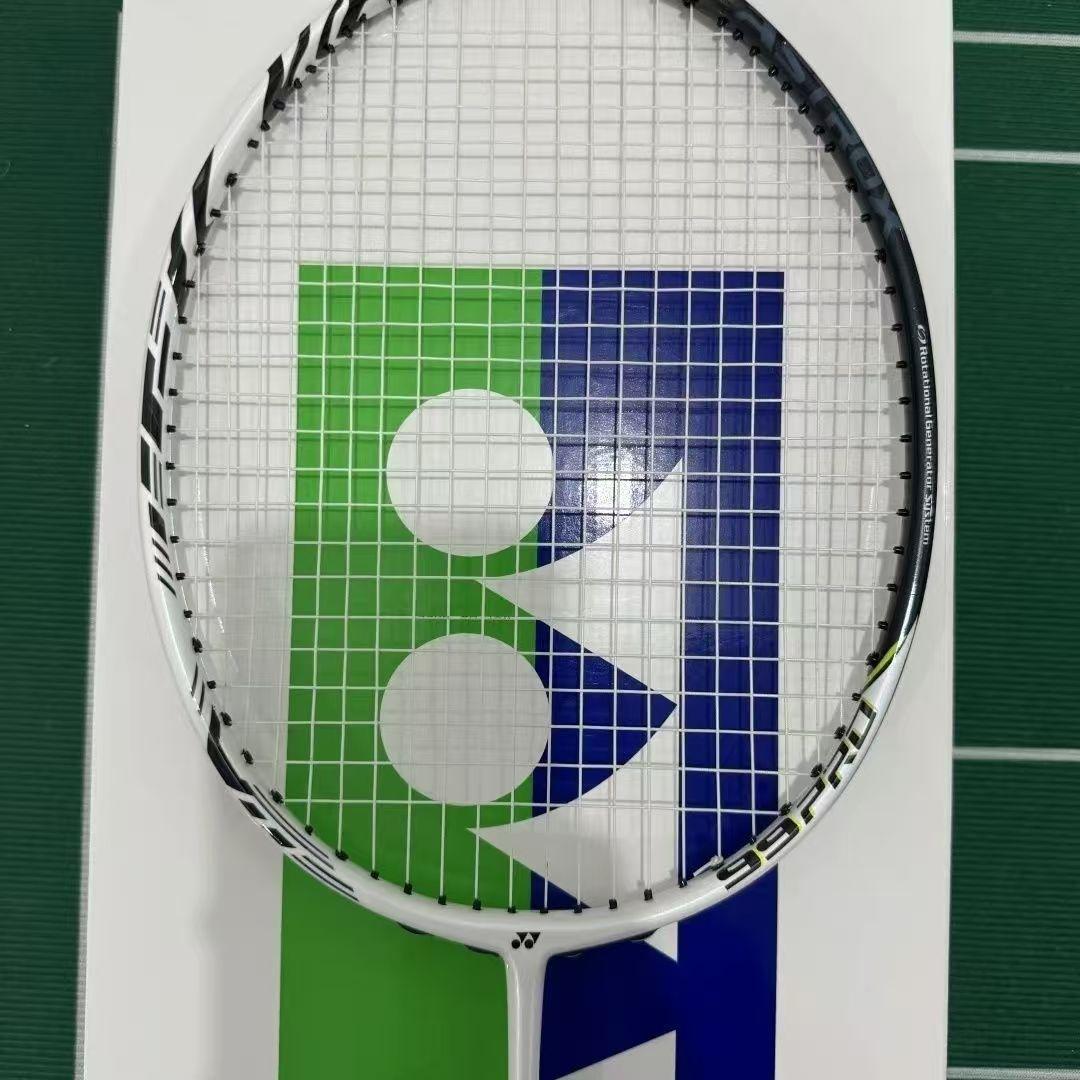 YONEX　アストロクス99プロ　4UG5