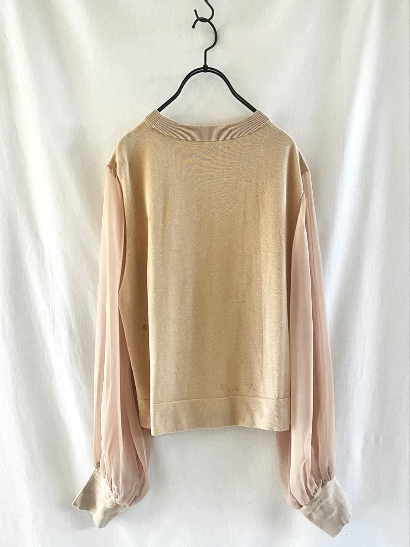 【美品】HYKEハイク シアースリーブ ニットトップ2024ss 【美品】HYKEハイク シアースリーブ ニットトップ2024ss