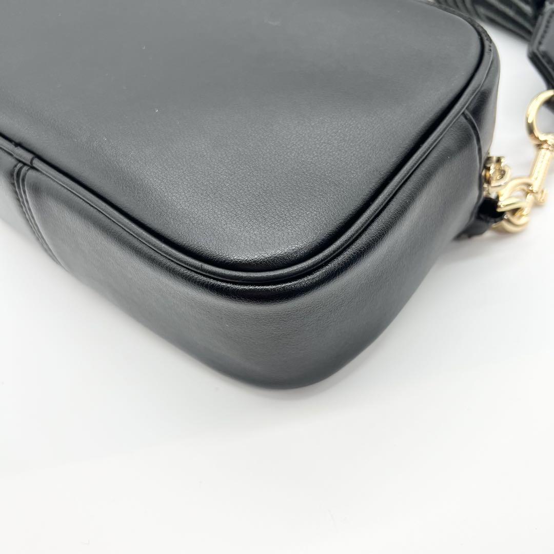 良品✨マークジェイコブス　ショルダーバッグ　エンボス　レザー　黒　FLASH