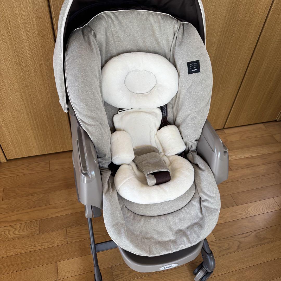 Combi ネムリラ AUTO SWING BEDi EG 電動