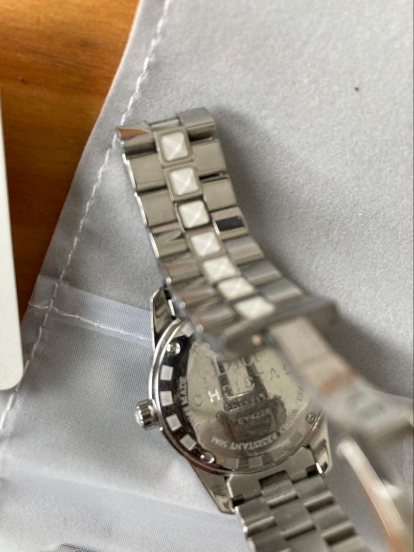 ディオール Dior CD112112 クリスタル ダイヤモンド クォーツ稼動品 ディオール Dior CD112112 クリスタル ダイヤモンド クォーツ稼動品