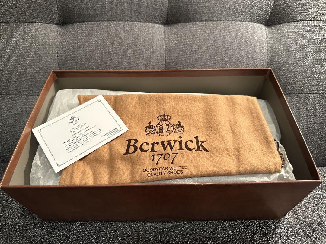 Berwick バーウィック タッセル ローファー 8491 ヴィブラム ソール