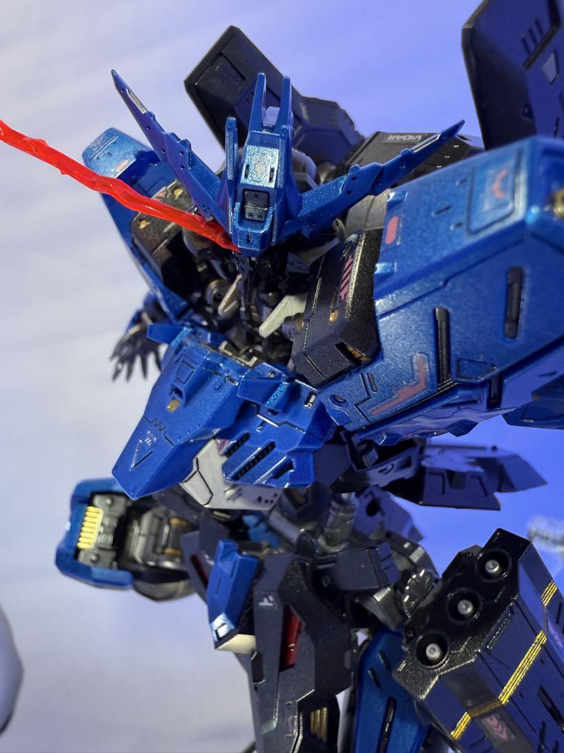 MG ガンダムヴィダール 眼光エフェクト 塗装済み完成品 ガンプラ オルフェンズ