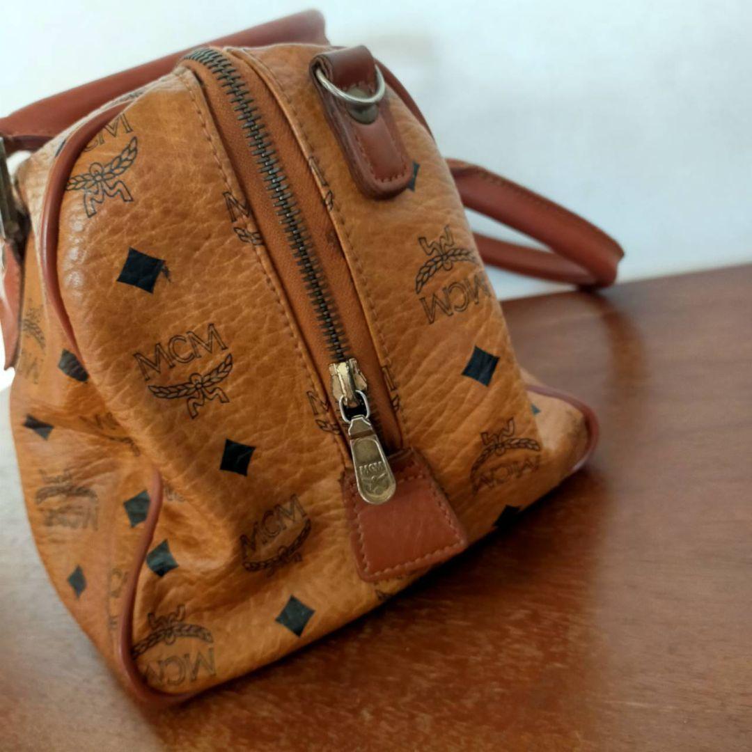 MCM ブラウンレザー ボストンバッグ - メルカリ