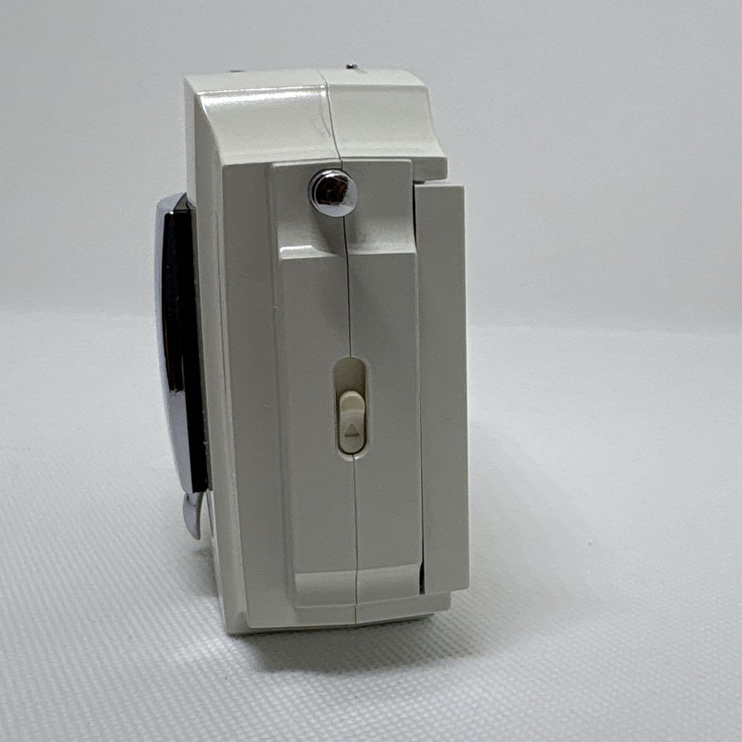 【美品】 20000台限定 オリンパス Ecru エクリュ フィルムカメラ 希少