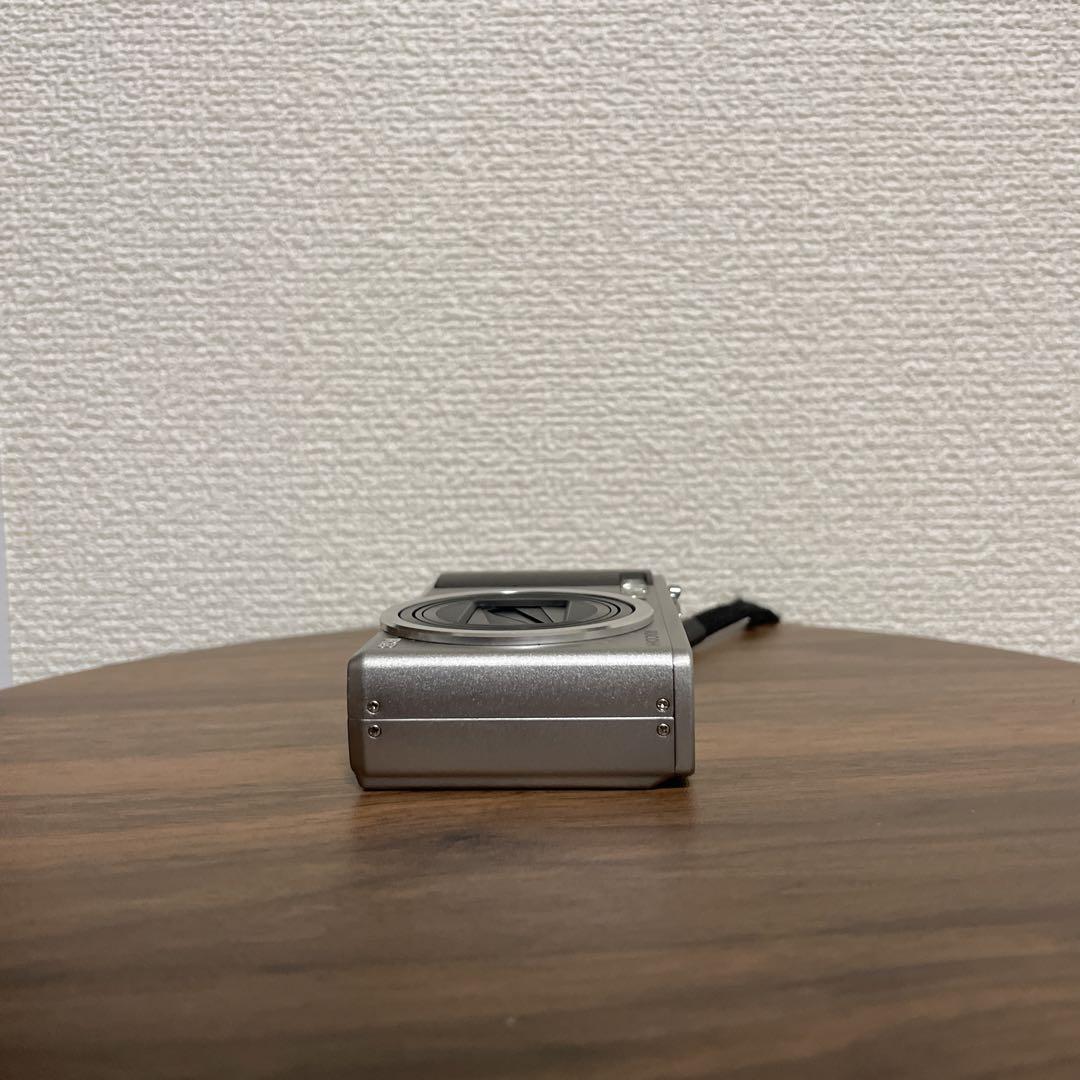 【オールドコンデジ】 RICOH R8