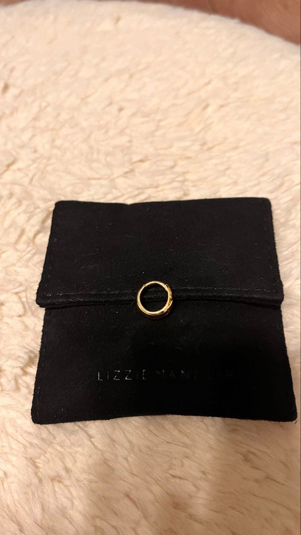 【LIZZIE MANDLER】CRESCENT HOOP 8.5 【LIZZIE MANDLER】CRESCENT HOOP 8.5