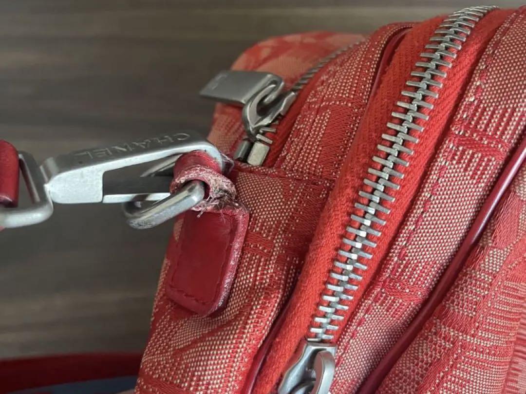 CHANEL シャネル トラベルライン レッド ショルダーバッグ