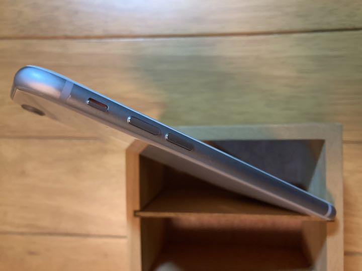 正規店お得 iPhone 8 Silver 64 GB 画面割れあり X5Li4-m25705253053 通販超激得