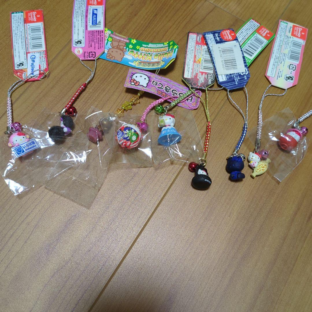 レアあり　ご当地　ハローキティ　根付　86個