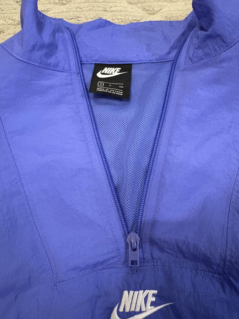 【未使用品級】NIKE ナイロンジャケット Sサイズ