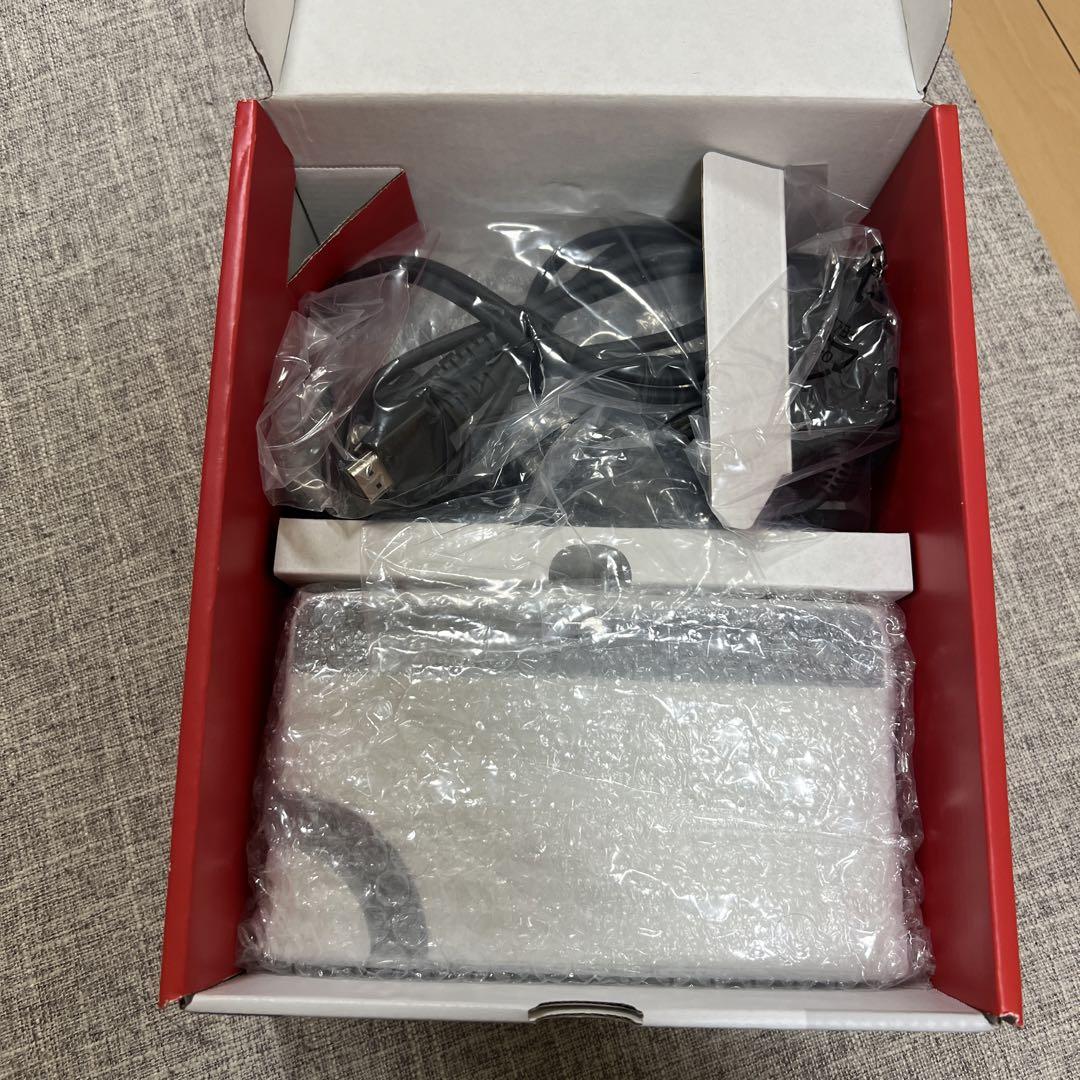ニンテンドースイッチ　有機EL ホワイト　おまけ付き