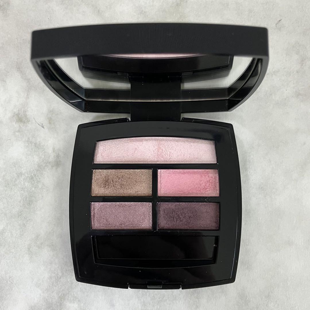 シャネル レベージュパレットルガール ライト CHANEL - メルカリ