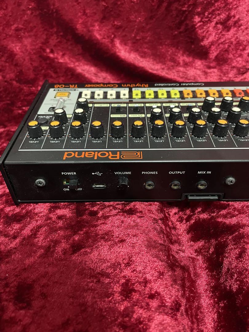 Roland TR-08