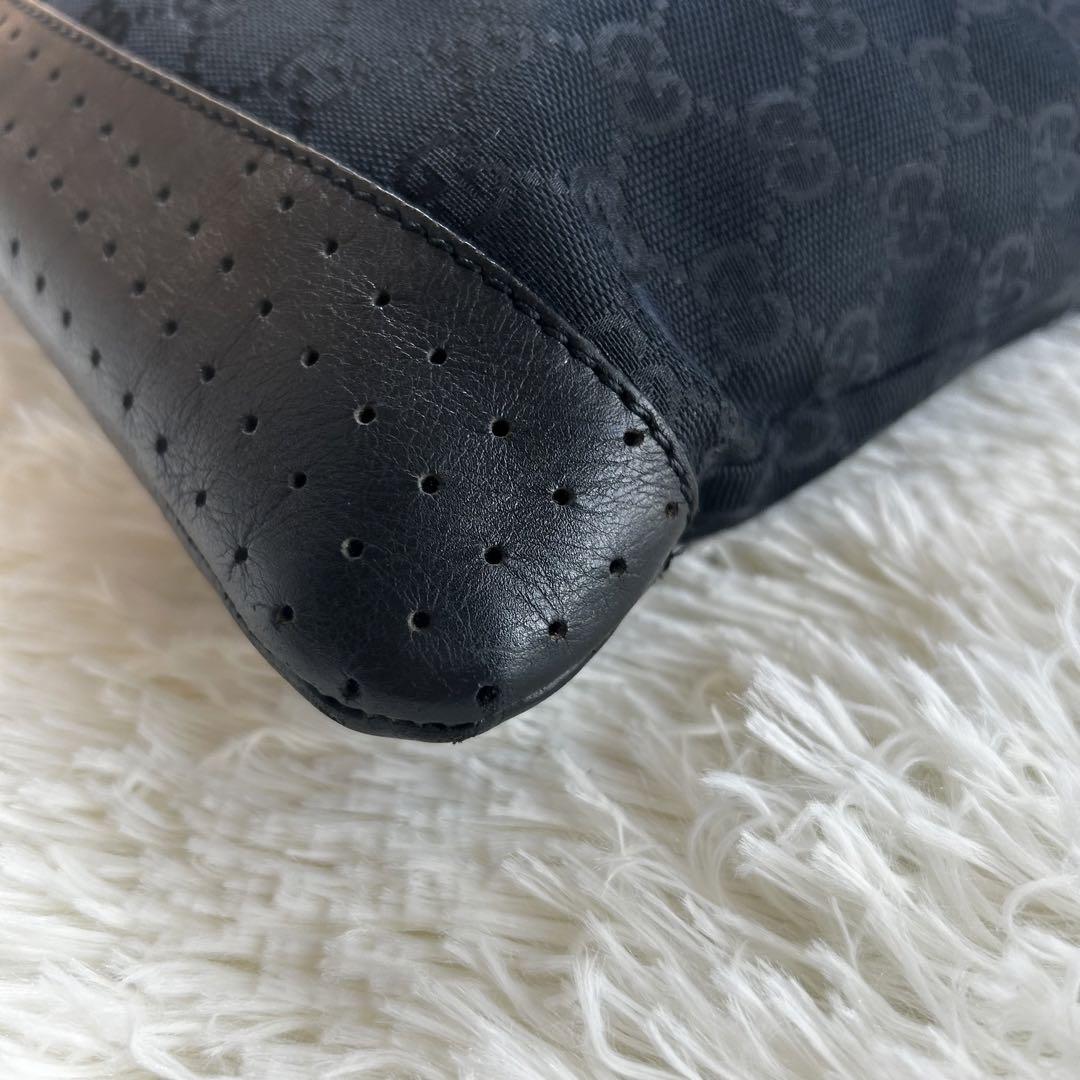 GUCCI グッチ ショルダーバック 斜め掛け gg柄 総柄 画像16