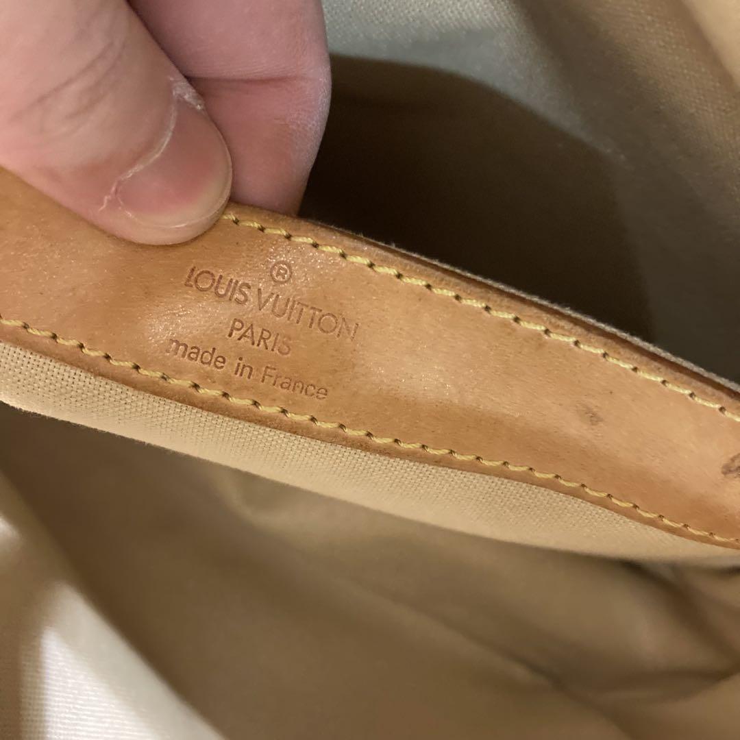 LOUIS VUITTON