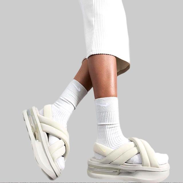 人気✨厚底 NIKE ナイキ エアマックス アイラ 26cm ライトボーン