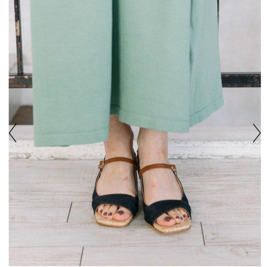 美品♡銀座ワシントンワイドスクエアストラップサンダル ネイビー