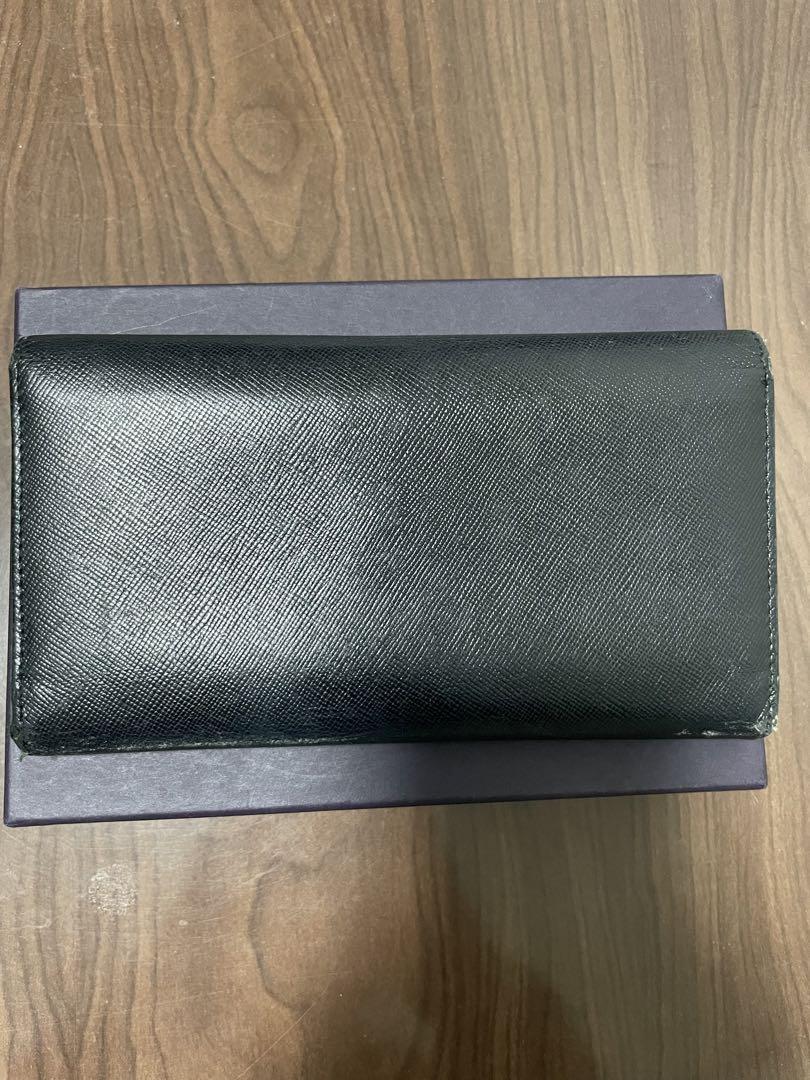 PRADA 長財布