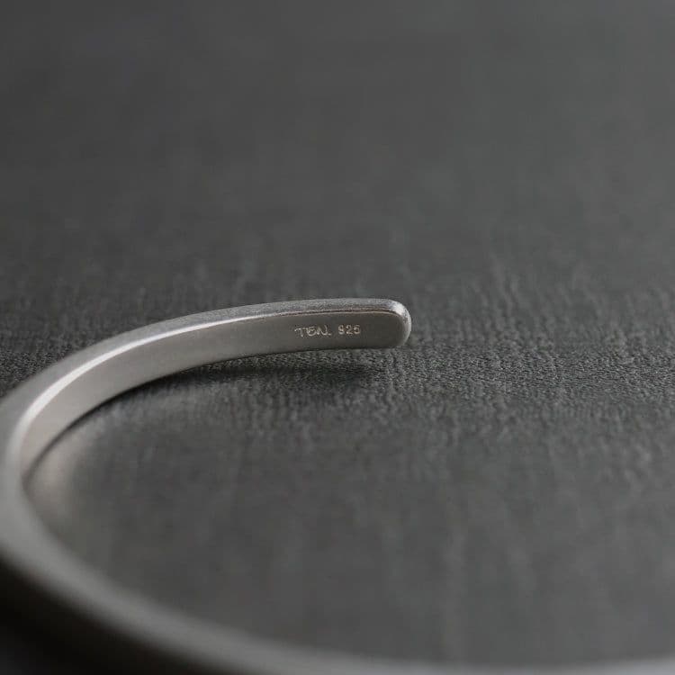 極美品⬛︎Ten. シルバー925オープンバングル