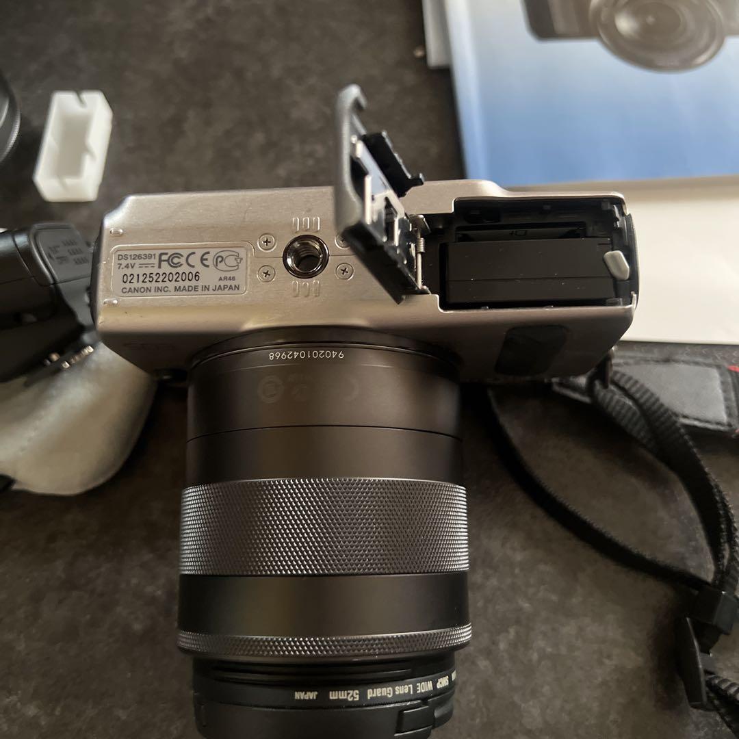 ひ*り様 Canon EOS M キット　ミラーレス一眼レフ