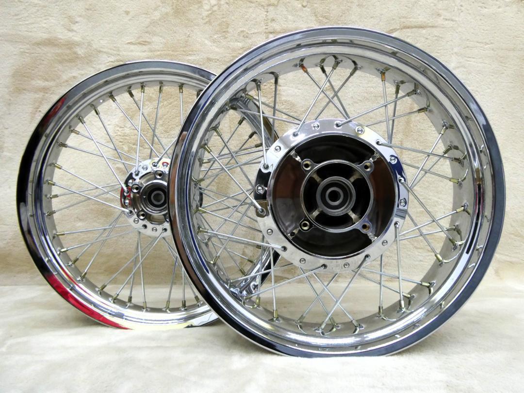 ゼファー４００　スポークホイール　メッキ/ ZR400C 　ワイド仕様