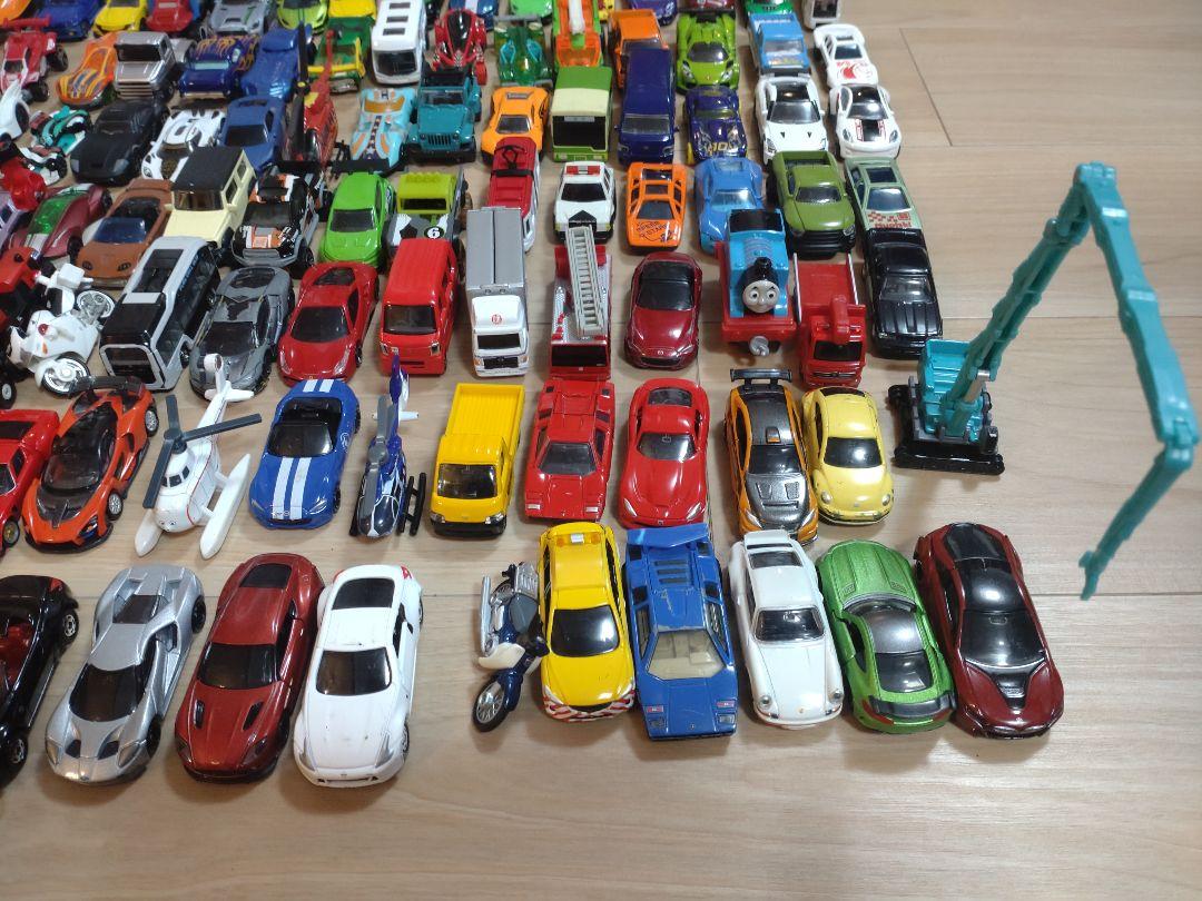 トミカ、Hot Wheels 他　まとめ売り約100台