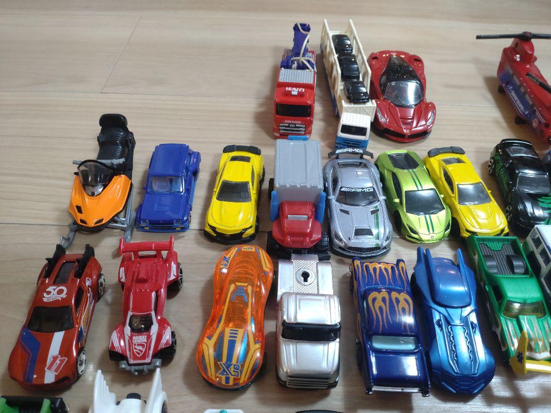 トミカ、Hot Wheels 他　まとめ売り約100台
