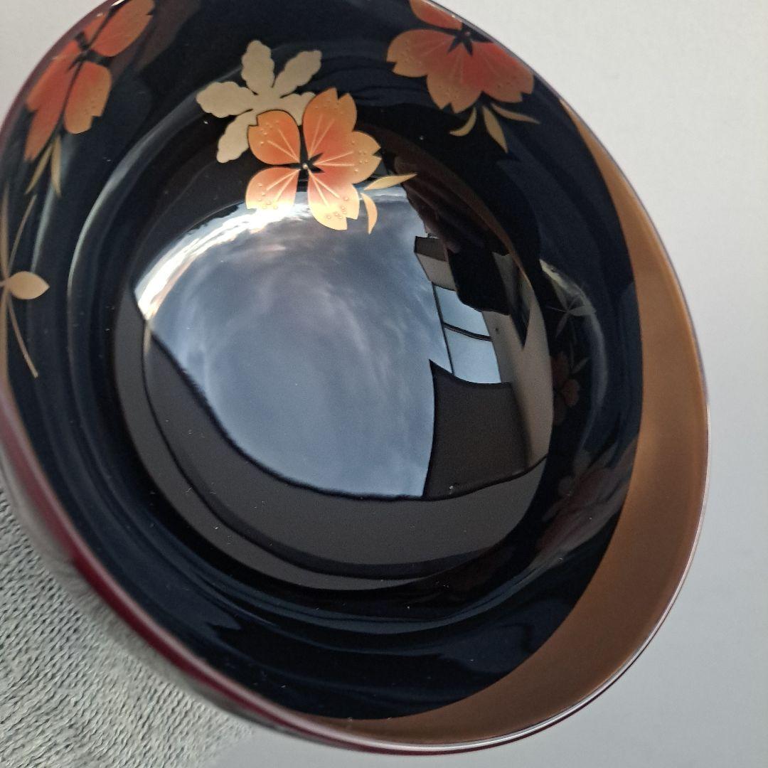 愛 輪島塗 雪月花蒔絵 煮物椀×5客 布着本堅地 14㎝ 亀甲型 溜呂塗目立った傷や汚れなし 品質が完璧、値段が激安！