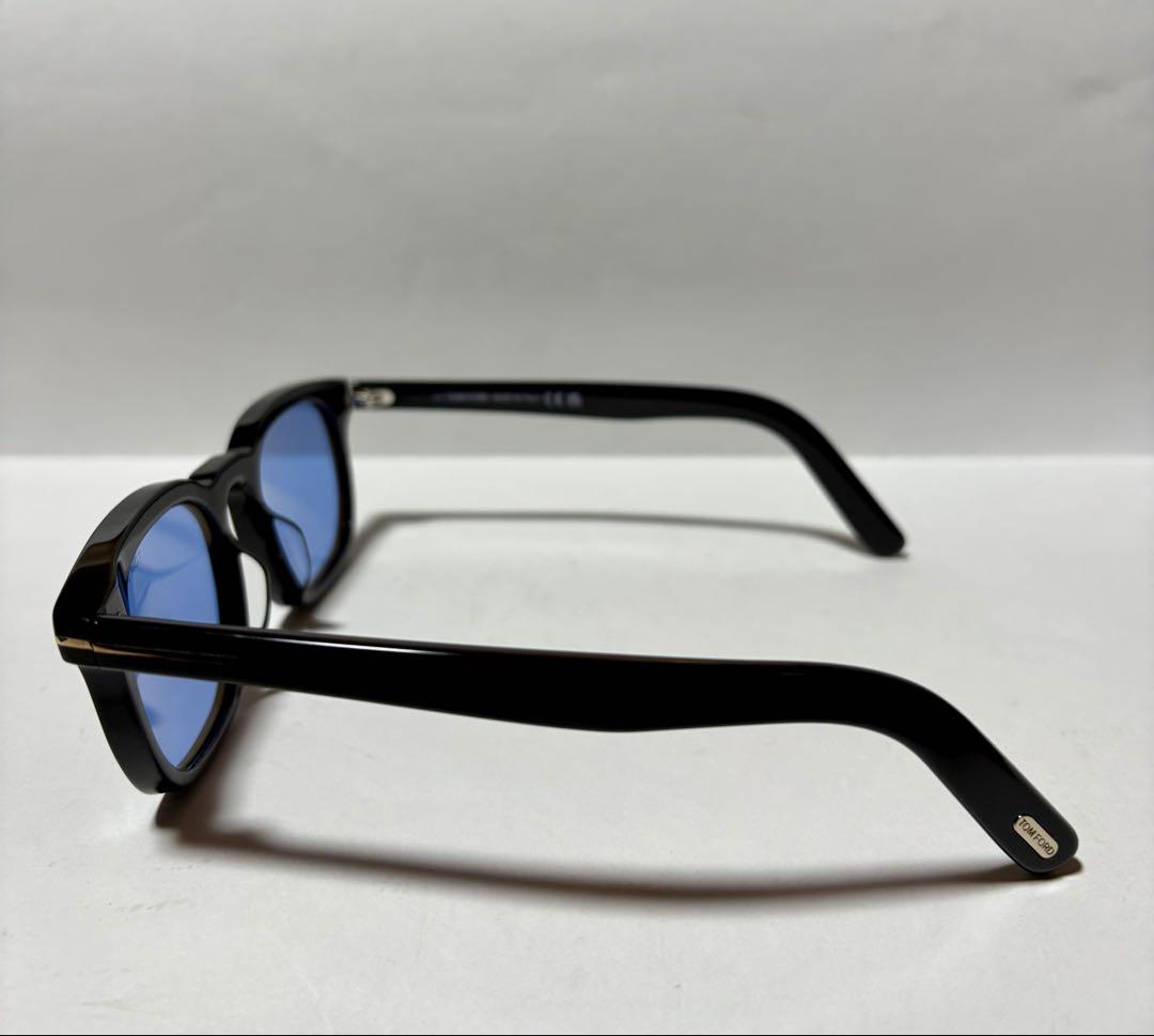 yoshi　TOM FORD TF1122 01V サングラス