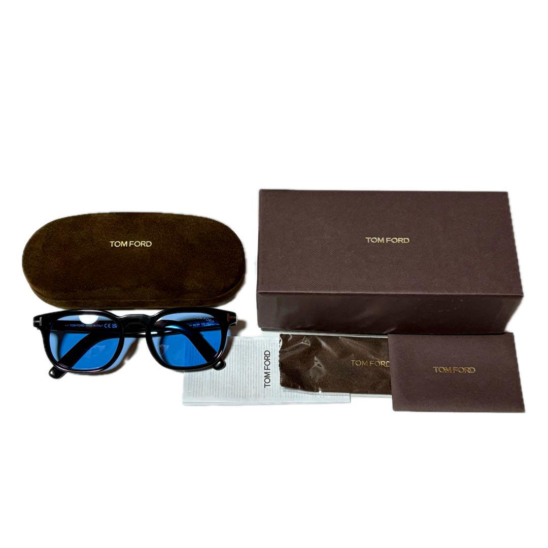 yoshi　TOM FORD TF1122 01V サングラス