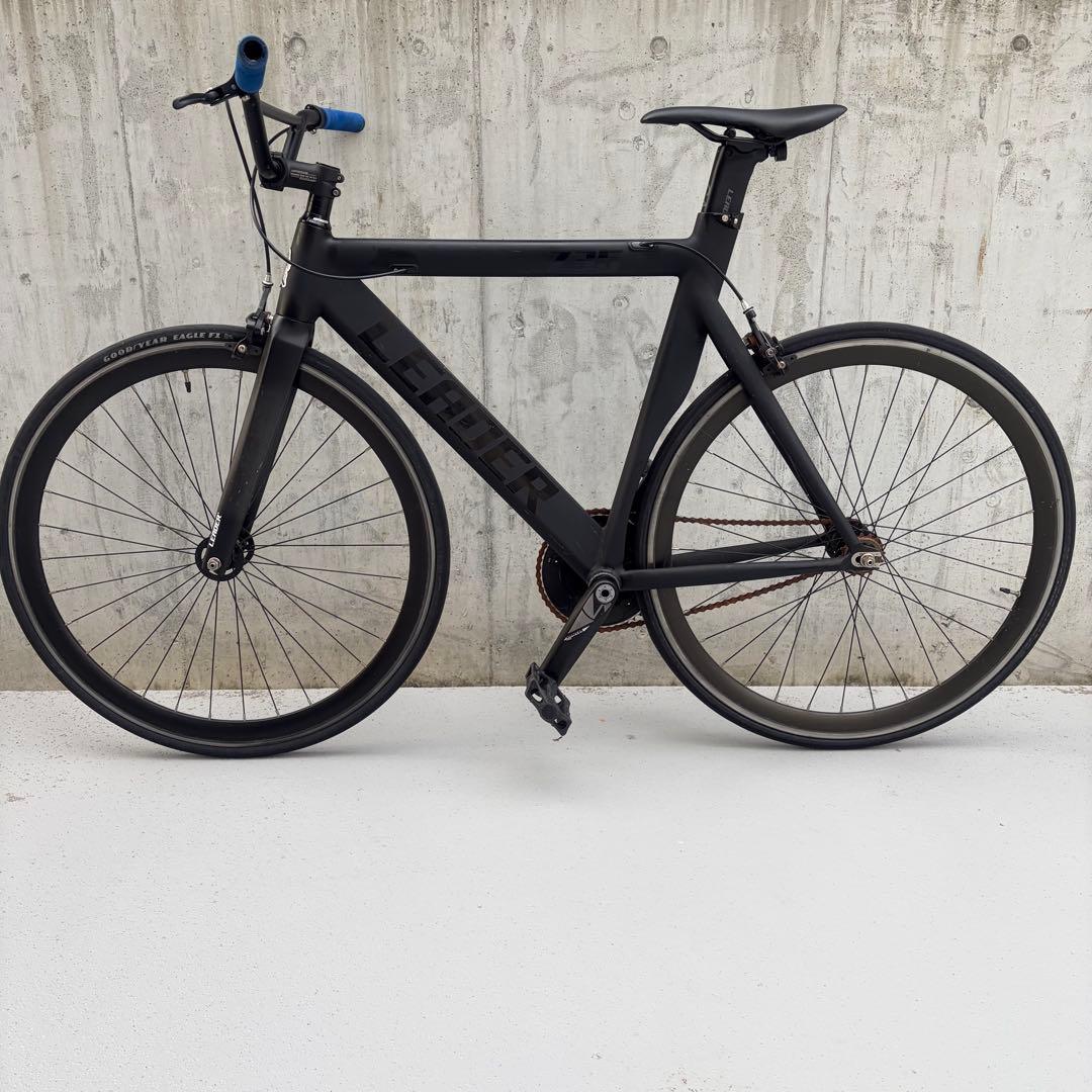 LEADER 735TR Complete Bike L Black LEADER 735TR Complete Bike L Black