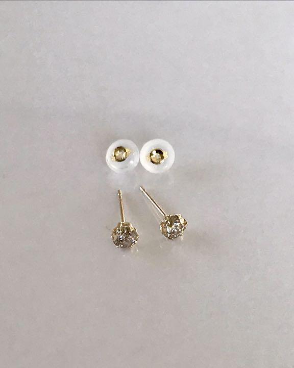 ダイヤモンドピアス K18ピアス 0.40ct 大粒 4月誕生石