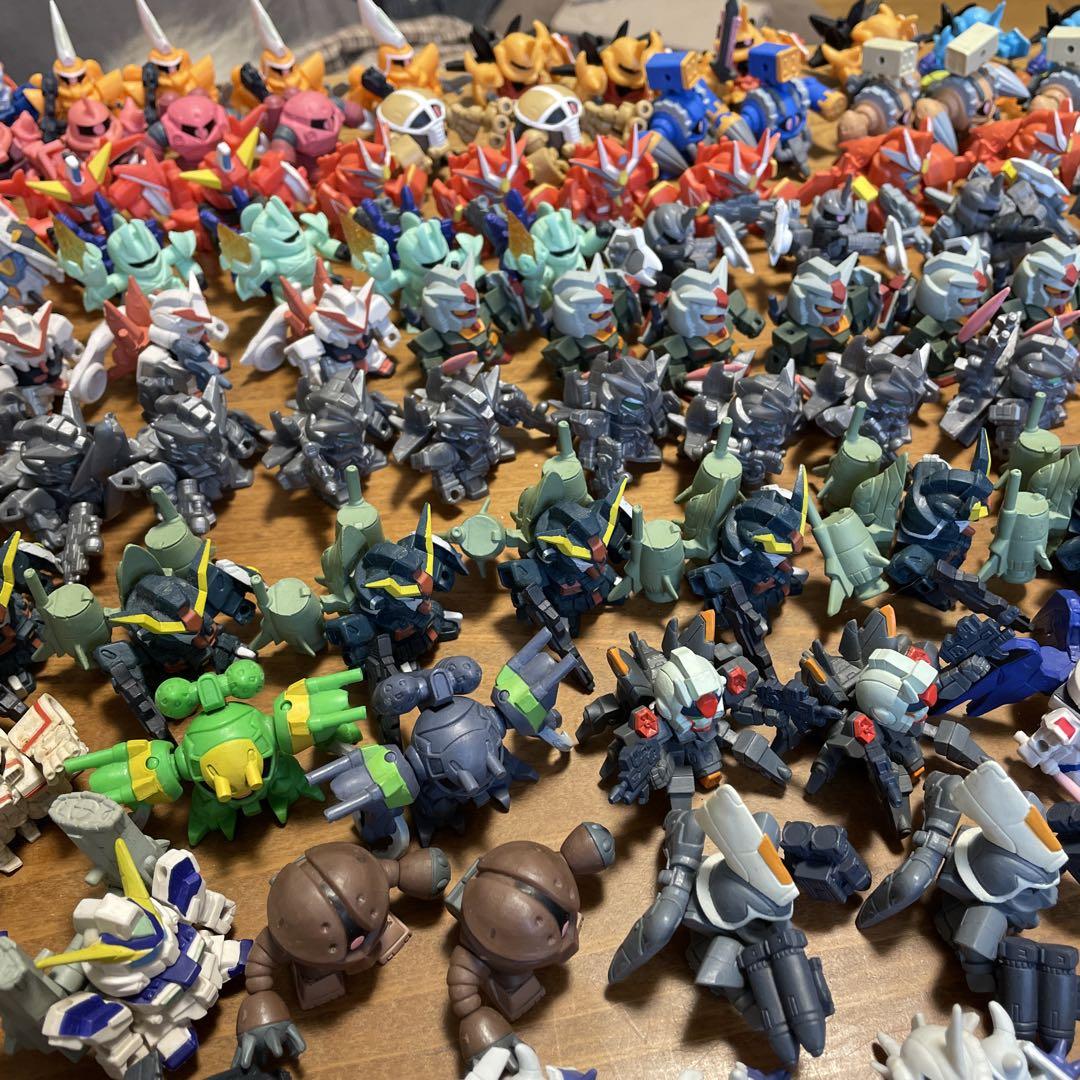 機動戦士ガンダム　ガチャポン　SDガンダムフルカラー　516個まとめ売り