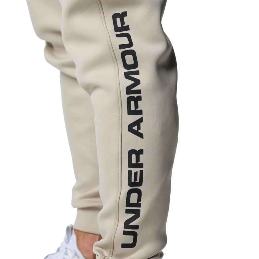 UNDER ARMOUR 2024秋冬最新モデル 上下セットアップ サイズＬＧ