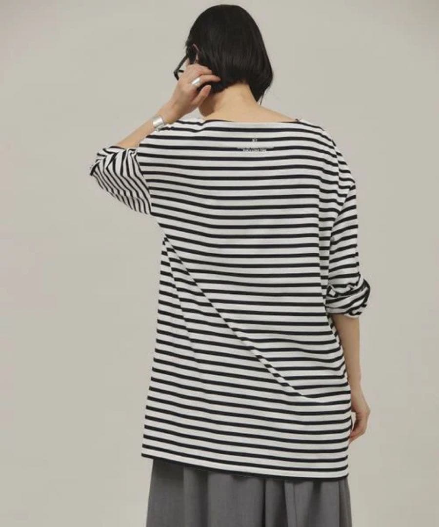 ボーダープルオーバー ブラック