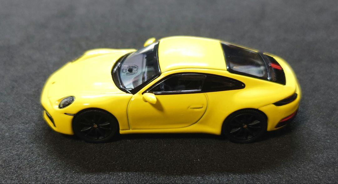 MINI GT Porsche 911 Carrera 4S 2台セット。