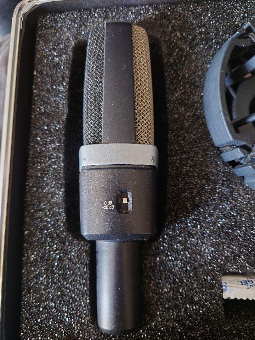 【本日限定お値下げ】AKG C214 コンデンサーマイク