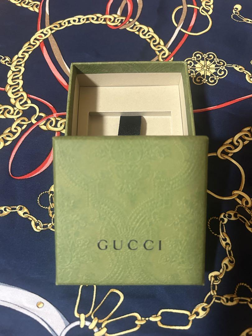 GUCCIピアス